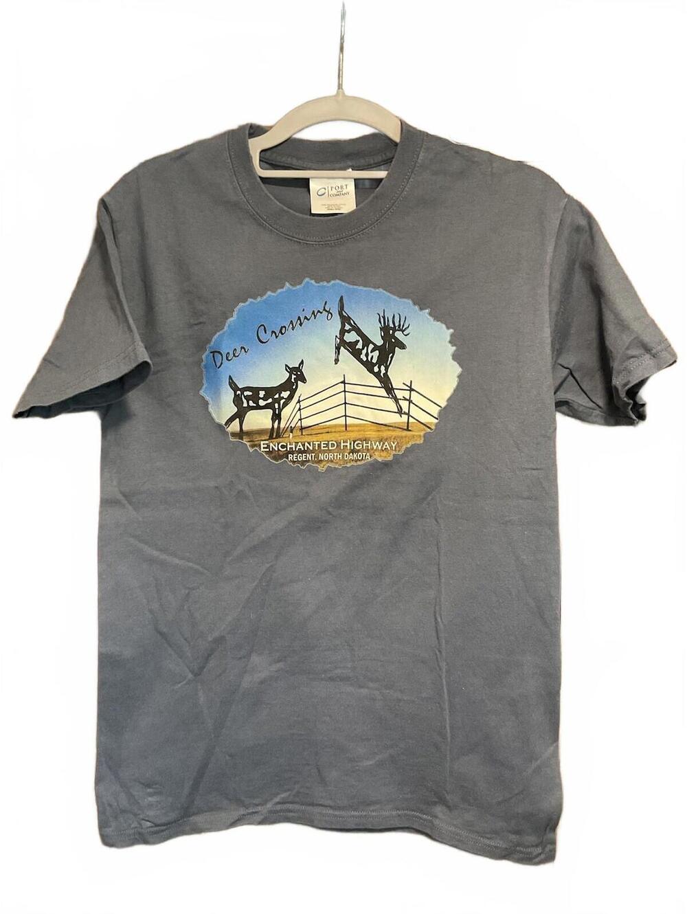 Port And Company Blue Short Sleeve Deer Crossing North Dakota Mens T Shirt Small